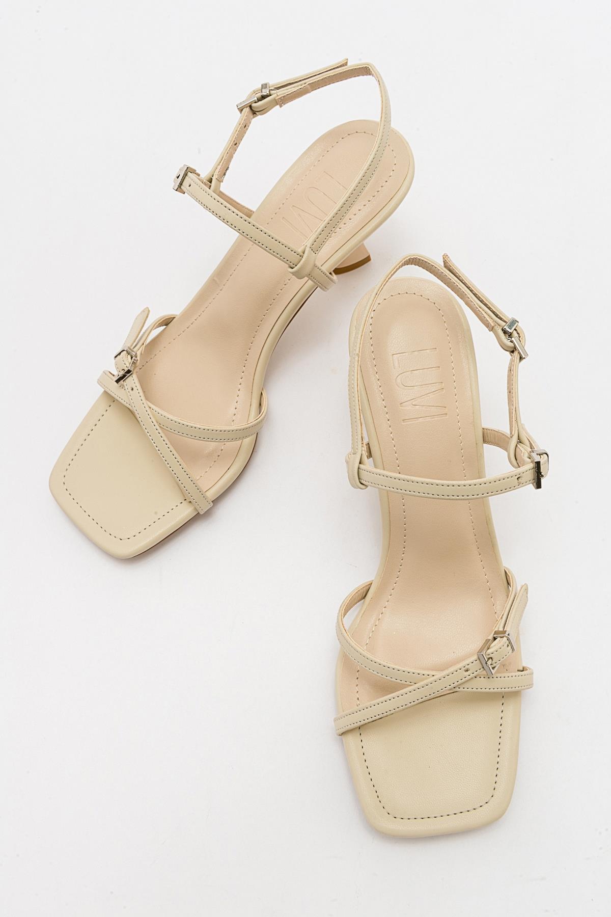 Nebel - Ecru Heeled Sandal – side view showing leather, Vowalisse