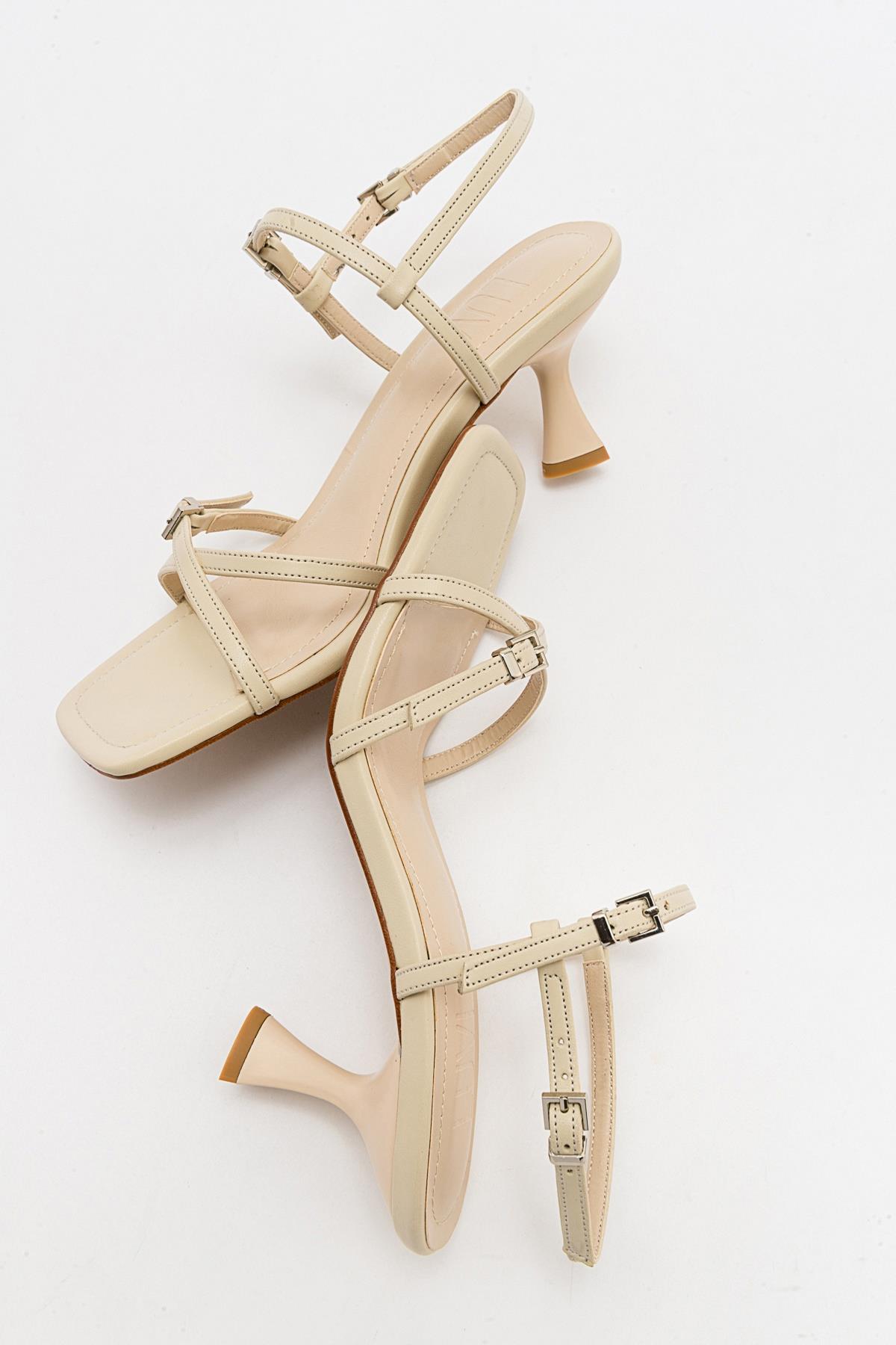 Nebel - Ecru Heeled Sandal – heel view showing leather, Vowalisse