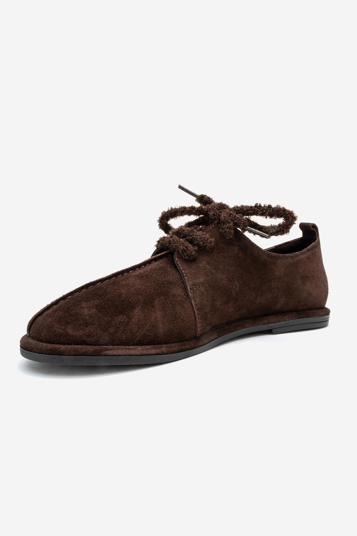 Denora - Brown Genuine Leather Casual Shoe – heel view showing leather, Vowalisse