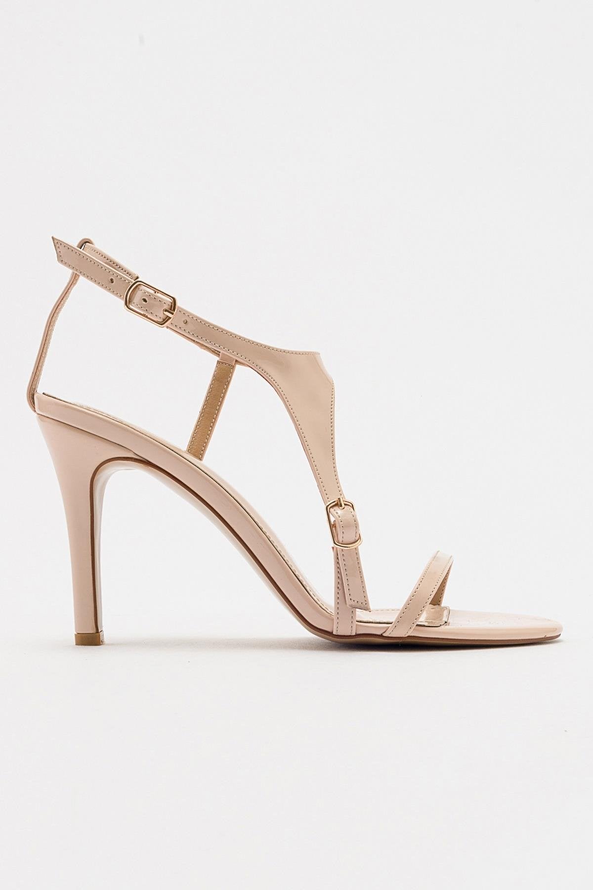 Molde - Beige Patent Stiletto Heel Shoe – top view showing leather, Vowalisse