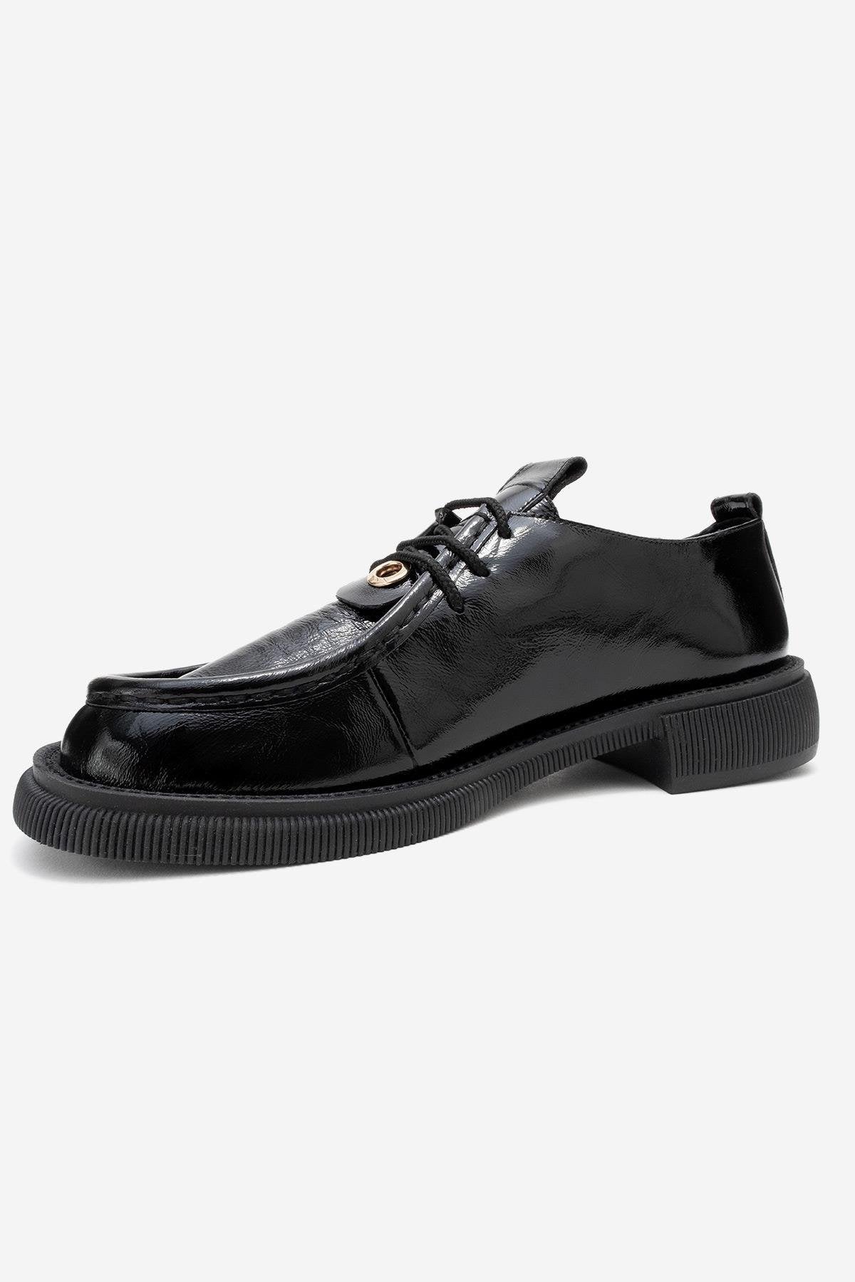 Band - Black Crinkled Patent Genuine Leather Lace-Up Loafer – heel view showing lace, leather, black, Vowalisse