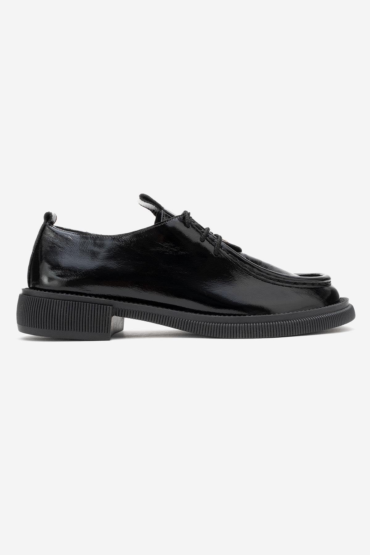 Band - Black Crinkled Patent Genuine Leather Lace-Up Loafer – top view showing lace, leather, black, Vowalisse