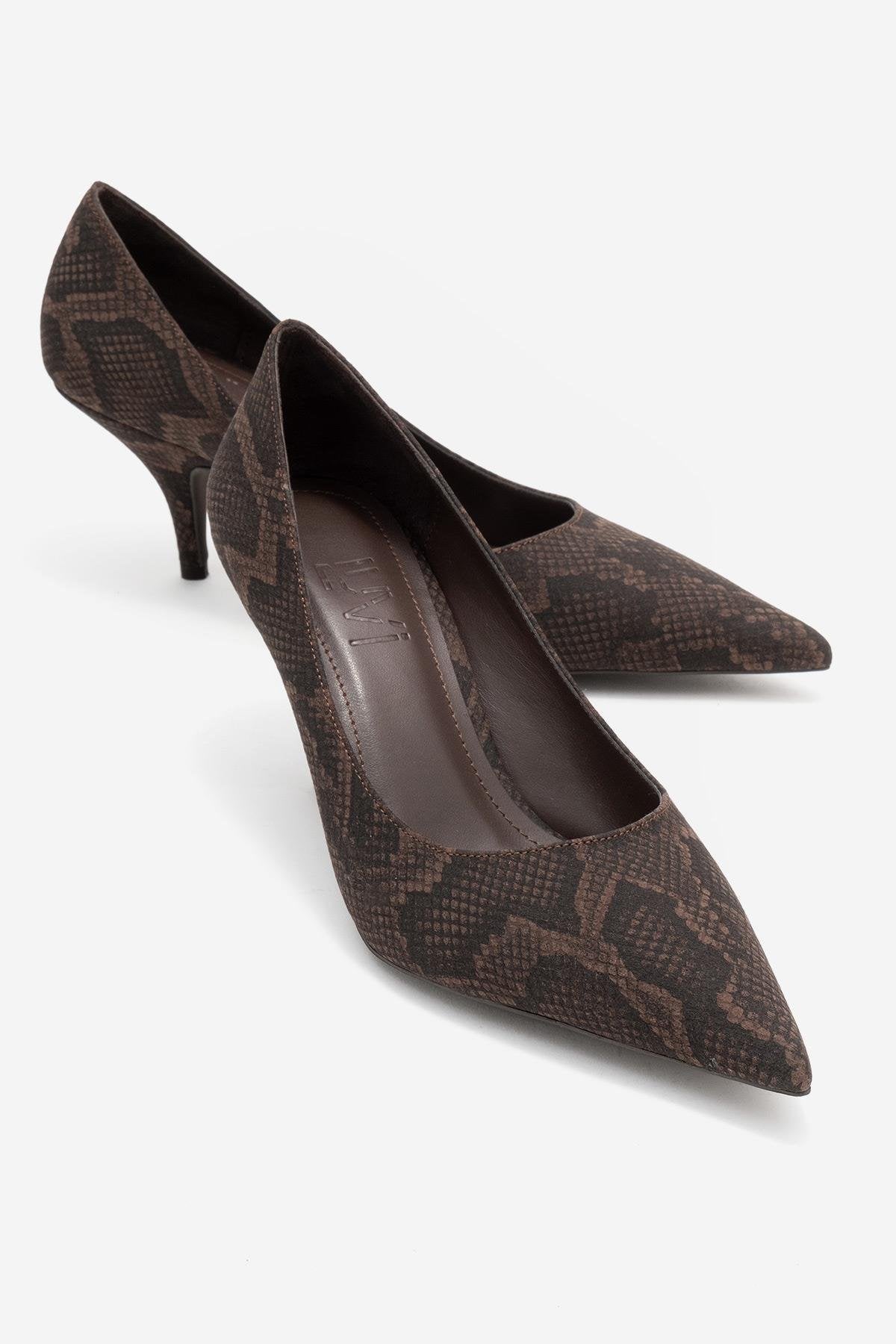 Marcus - Brown Patterned Heeled Shoe – front three-quarter view showing leather, Vowalisse