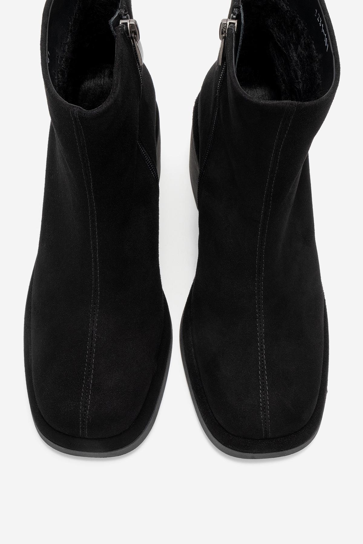 Junae - Black Genuine Leather Block Heel Boot – side view showing leather, suede, black, Vowalisse