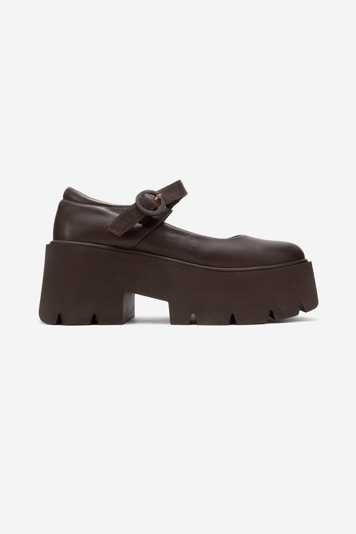Orina - Brown Genuine Leather Platform Casual Shoe – top view showing leather, Vowalisse