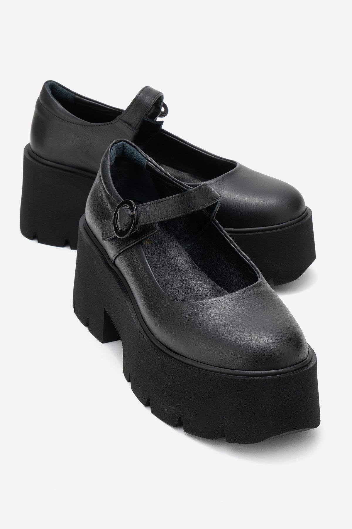 Orina - Black Genuine Leather Platform Casual Shoe – front three-quarter view showing leather, black, Vowalisse