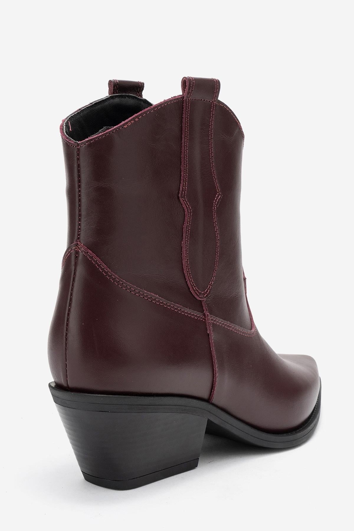 Elia - Burgundy Genuine Leather Western Boot – back view showing leather, Vowalisse