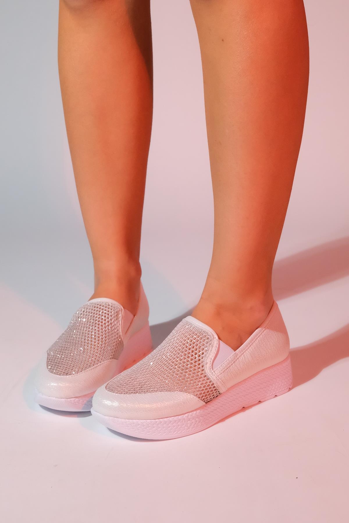 Purcan - Pearl Glitter Mesh Chunky Sole Casual Shoe – heel view showing pearl, leather, glitter, Vowalisse