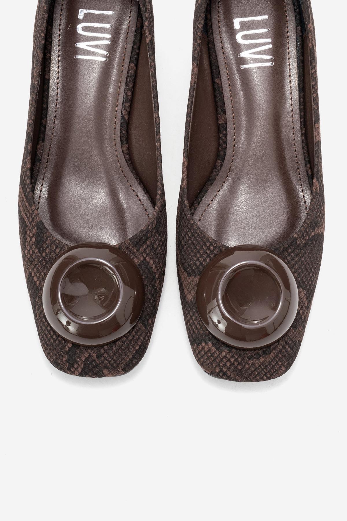 MILA - Brown Buckled Square Toe Block Heel Pump – side view showing leather, Vowalisse