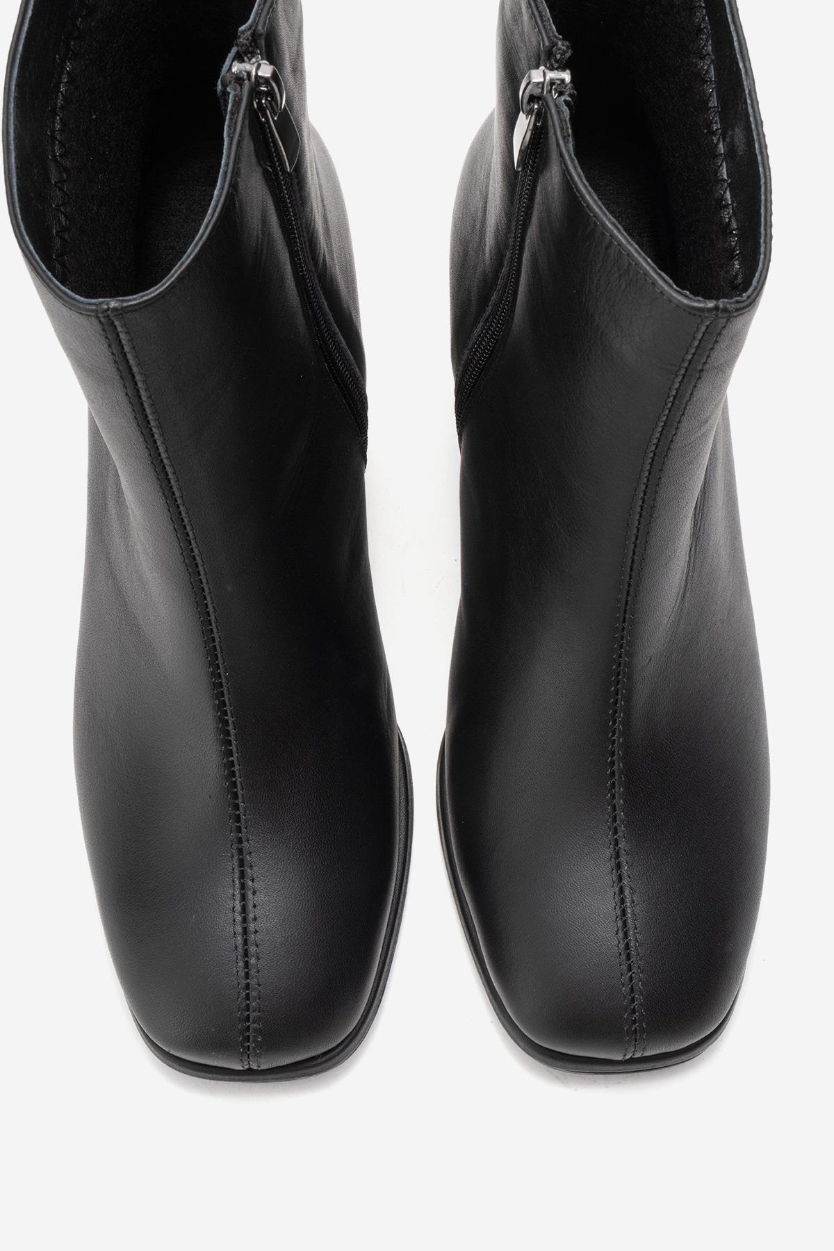 Napoli - Black Genuine Leather Block Heel Ankle Boot – side view showing leather, black, Vowalisse