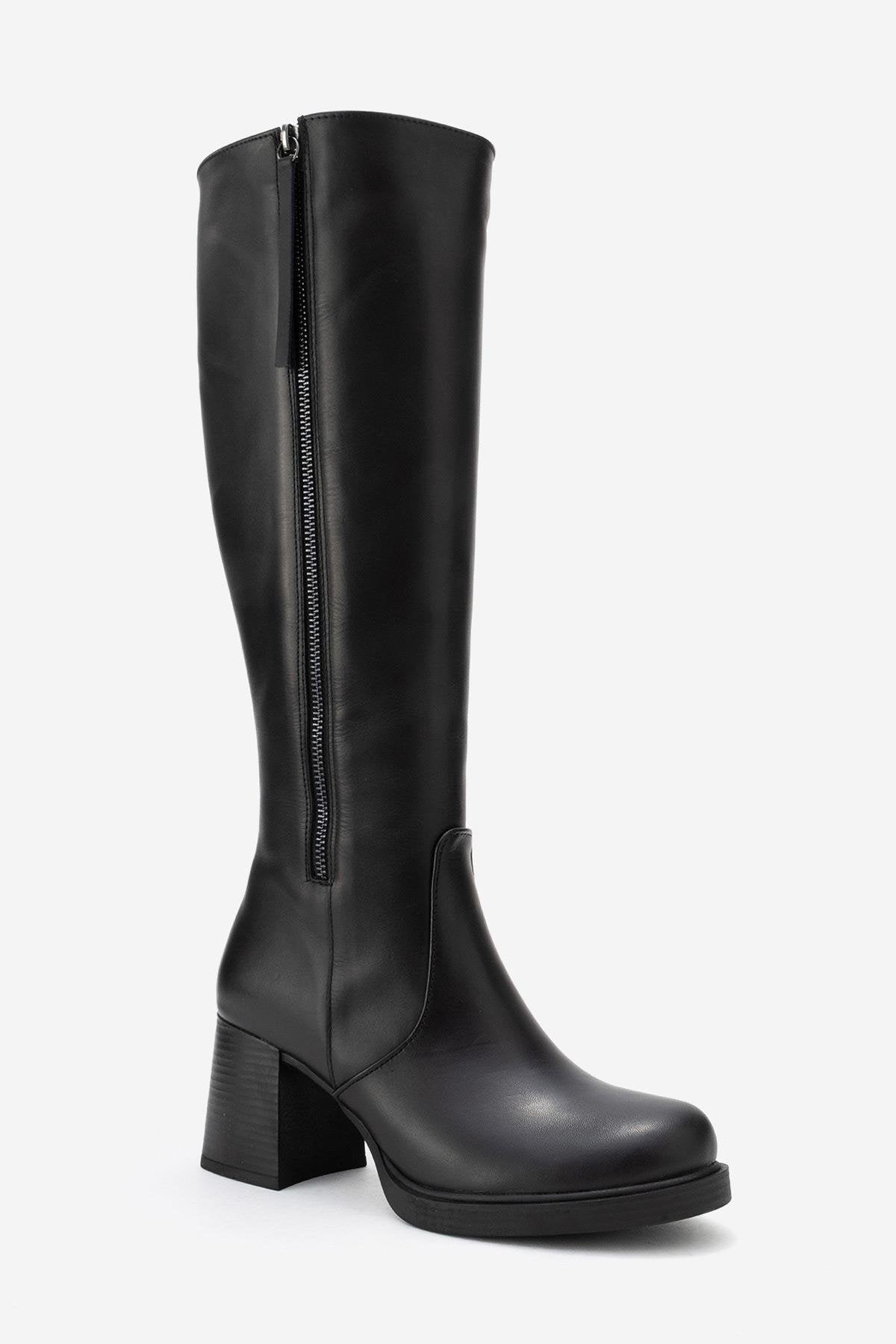 LENSA - Black Genuine Leather Block Heel Boot – heel view showing leather, black, Vowalisse