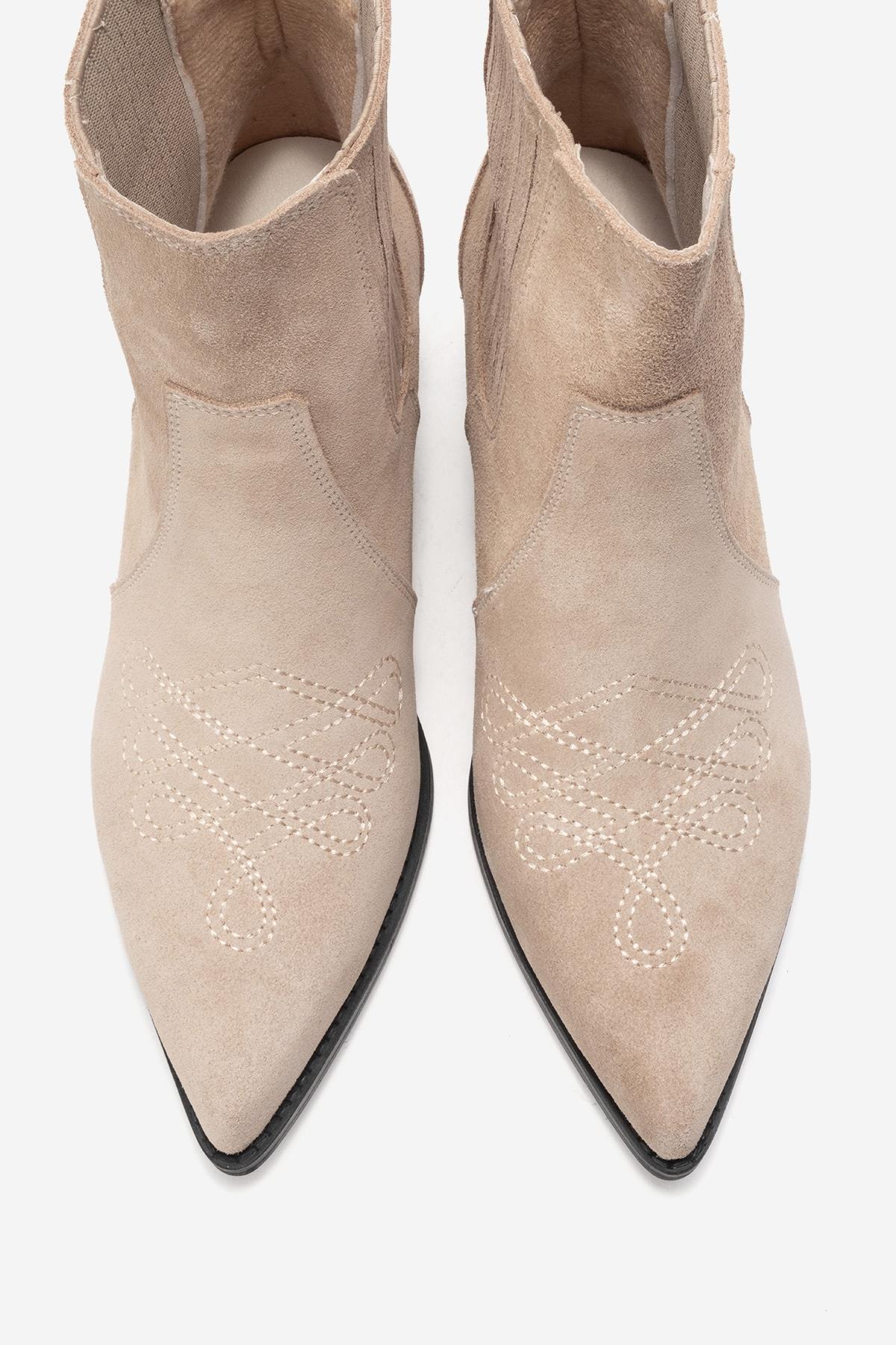 JULIETA - Beige Genuine Suede Leather Block Heel Western Boot – side view showing leather, suede, Vowalisse