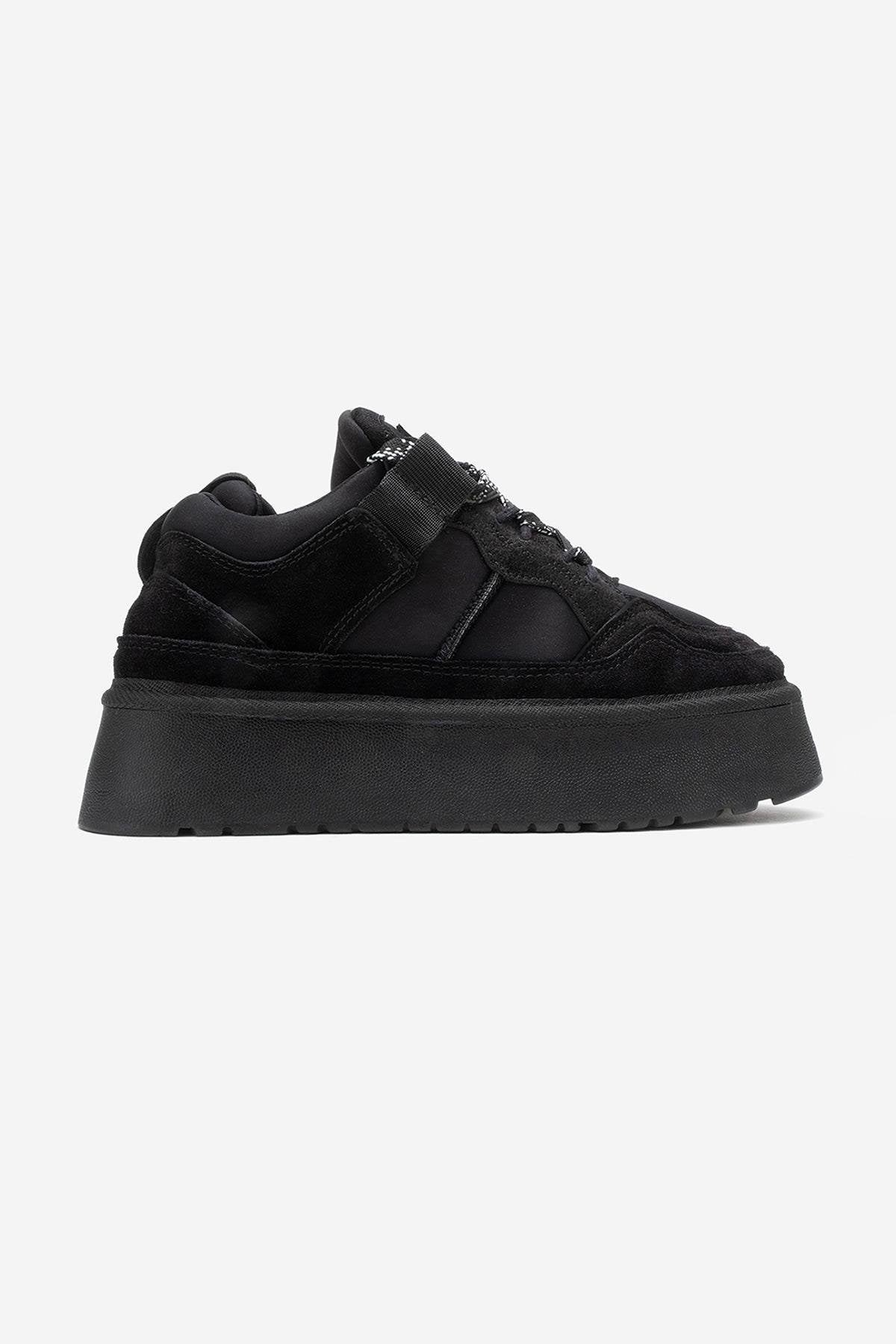 Riven - Black Genuine Leather Platform Sneaker – top view showing leather, suede, black, Vowalisse