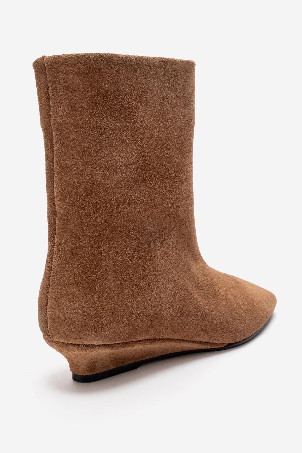 NACHO - Taupe Genuine Leather Minimal Block Heel Ankle Boot – heel view showing leather, suede, Vowalisse