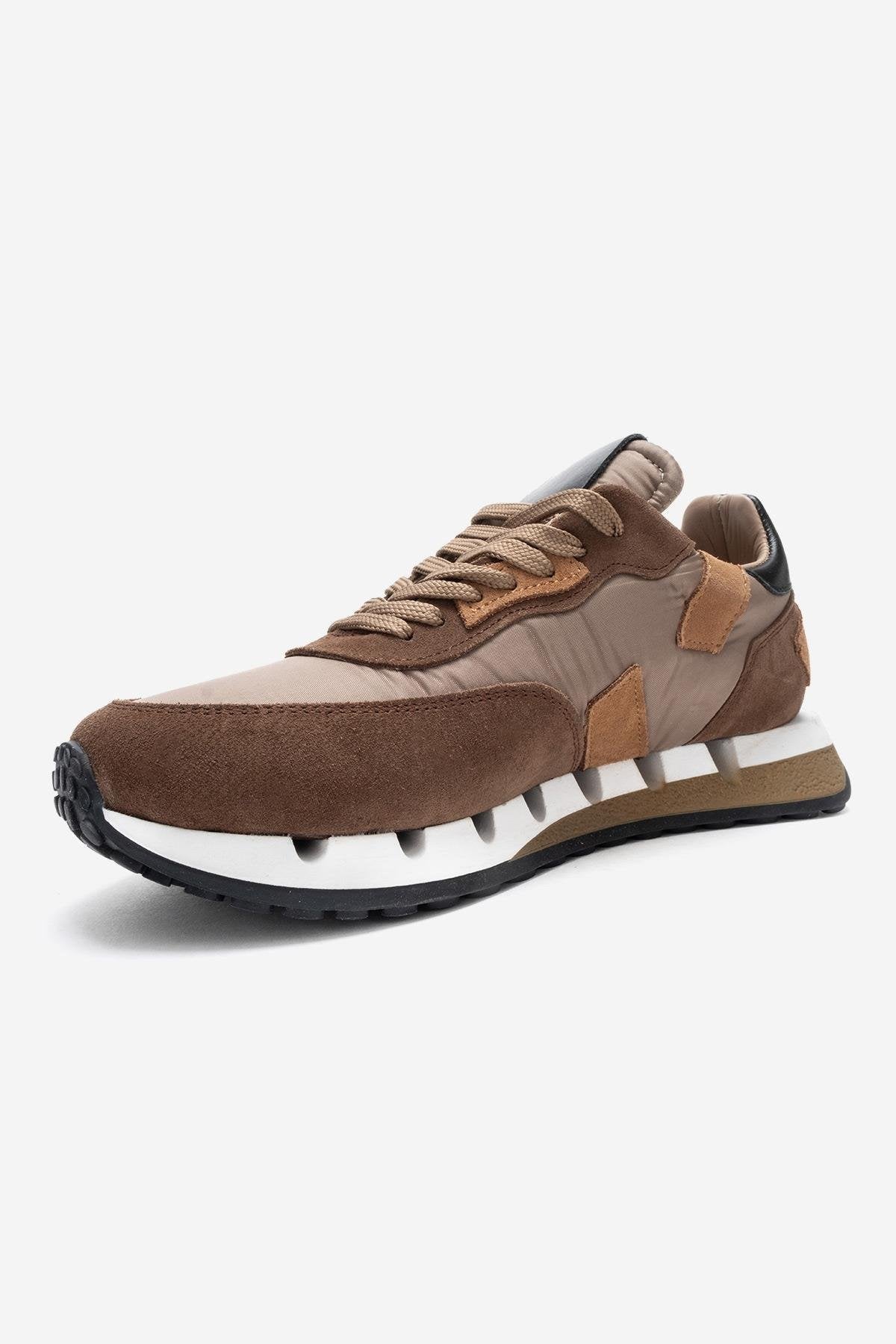 VIAN - Beige Brown Genuine Leather Sneaker – heel view showing leather, red, Vowalisse