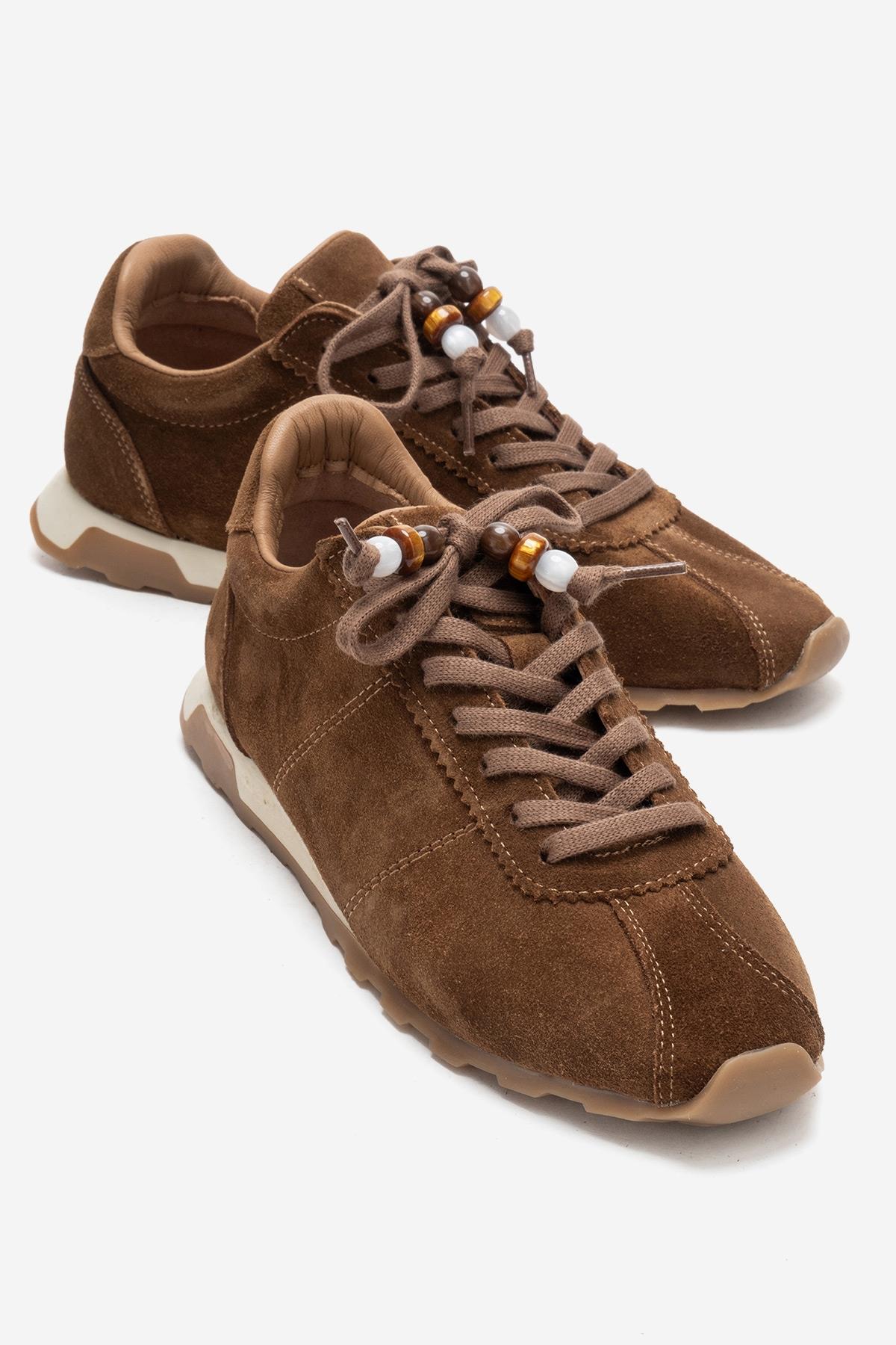 BREA - Camel Genuine Suede Leather Sneaker – front three-quarter view showing leather, suede, Vowalisse