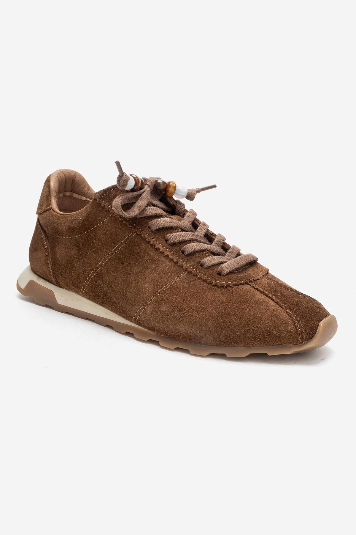 BREA - Camel Genuine Suede Leather Sneaker – detail view showing leather, suede, Vowalisse