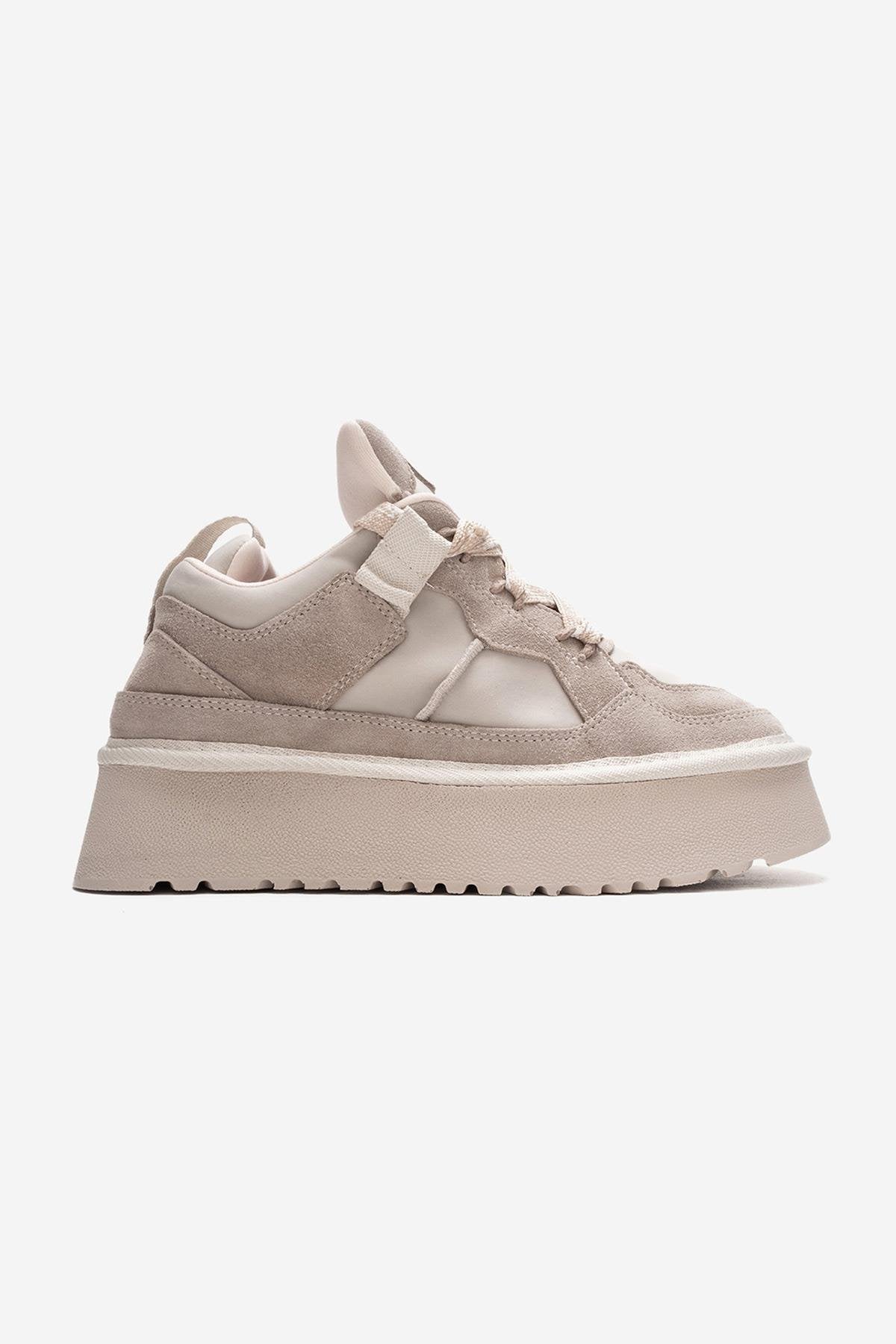 RIVEN - Beige Genuine Leather Platform Sneaker – top view showing leather, suede, Vowalisse