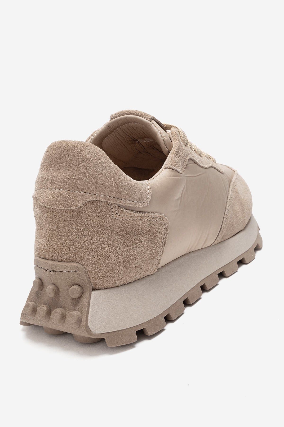 AMANDA - Beige Genuine Leather Sneaker – heel view showing leather, Vowalisse