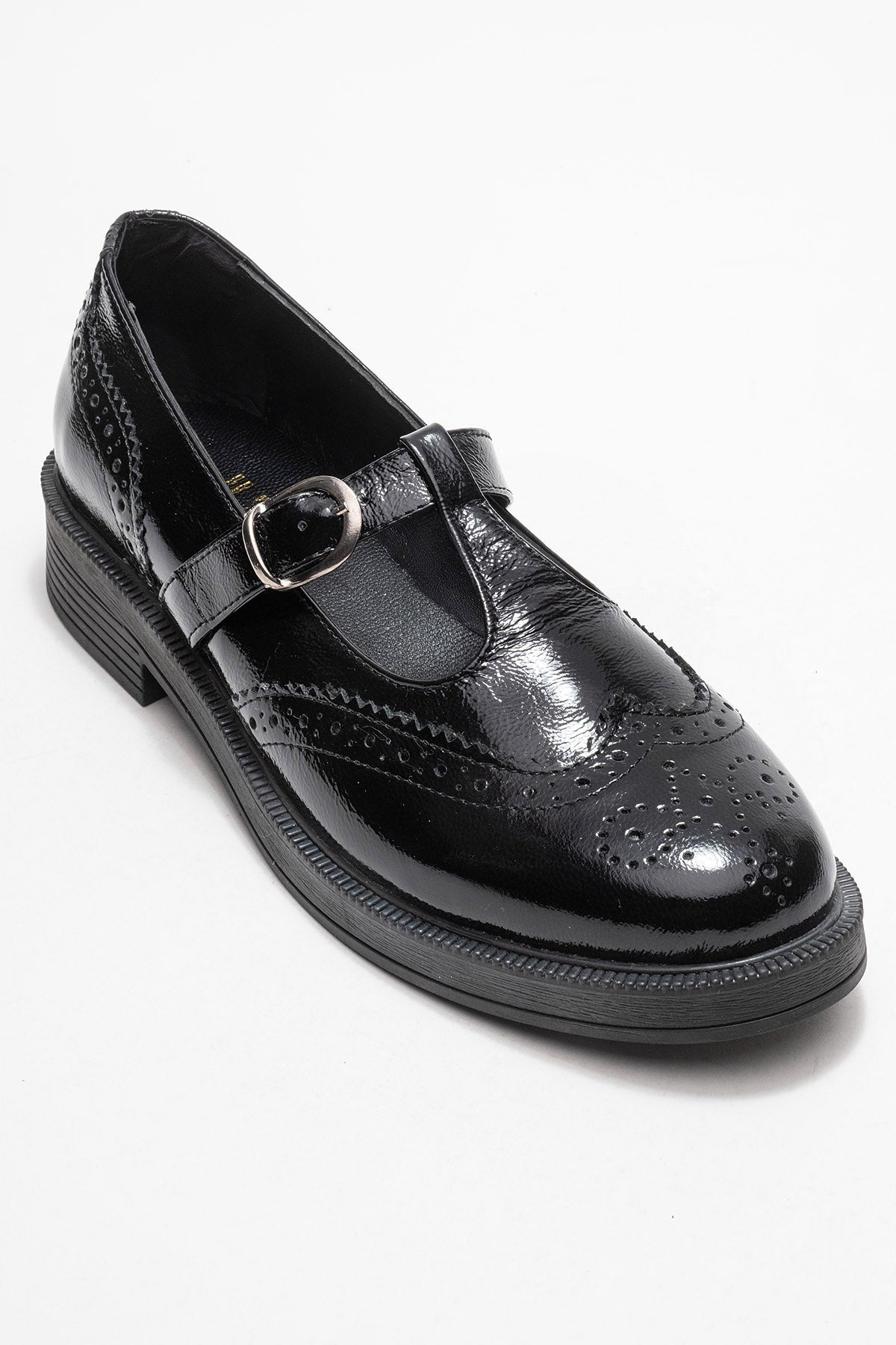 Dorian - Black Patent Genuine Leather Loafer – detail view showing leather, black, Vowalisse
