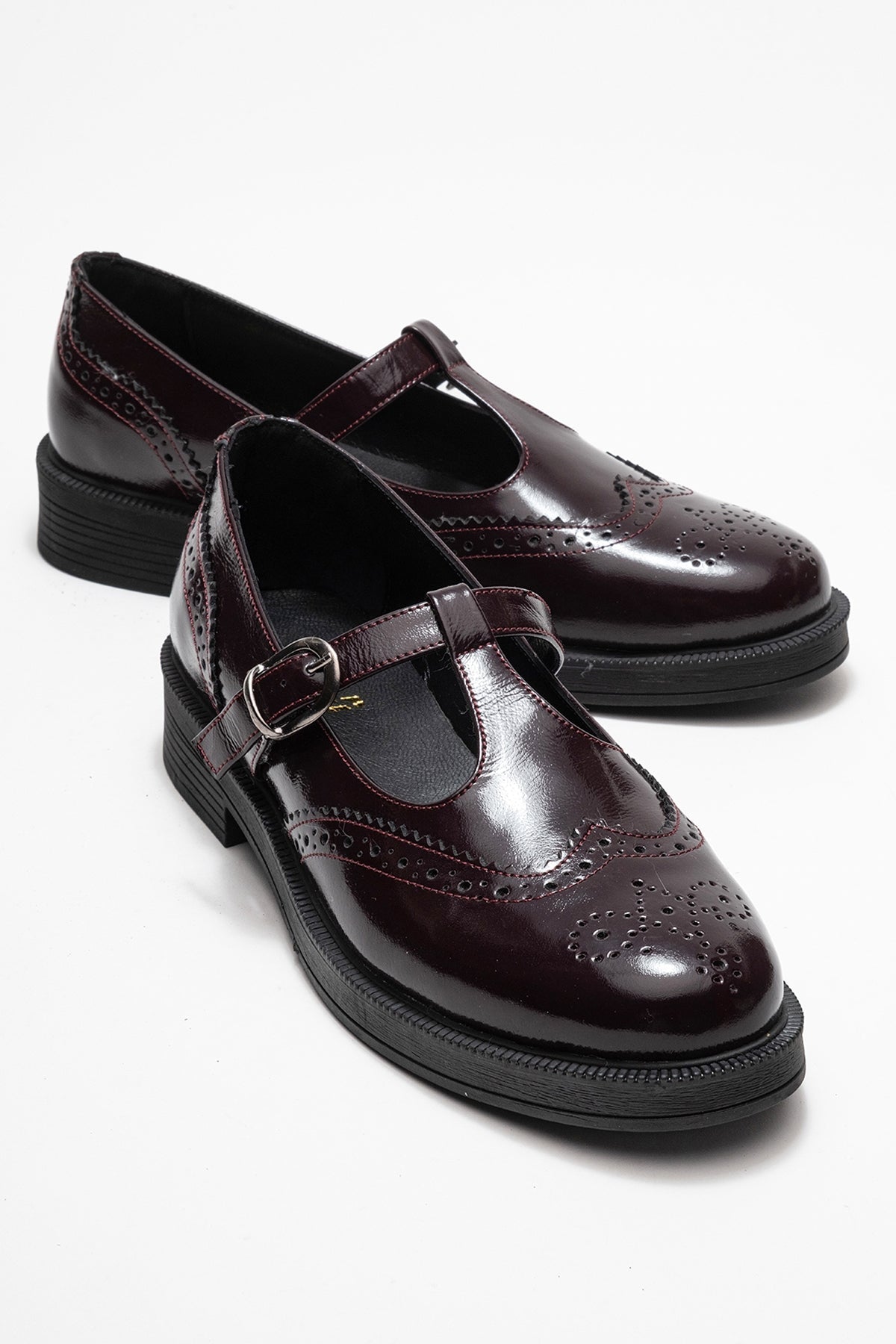 Dorian - Burgundy Patent Genuine Leather Loafer – front three-quarter view showing leather, Vowalisse
