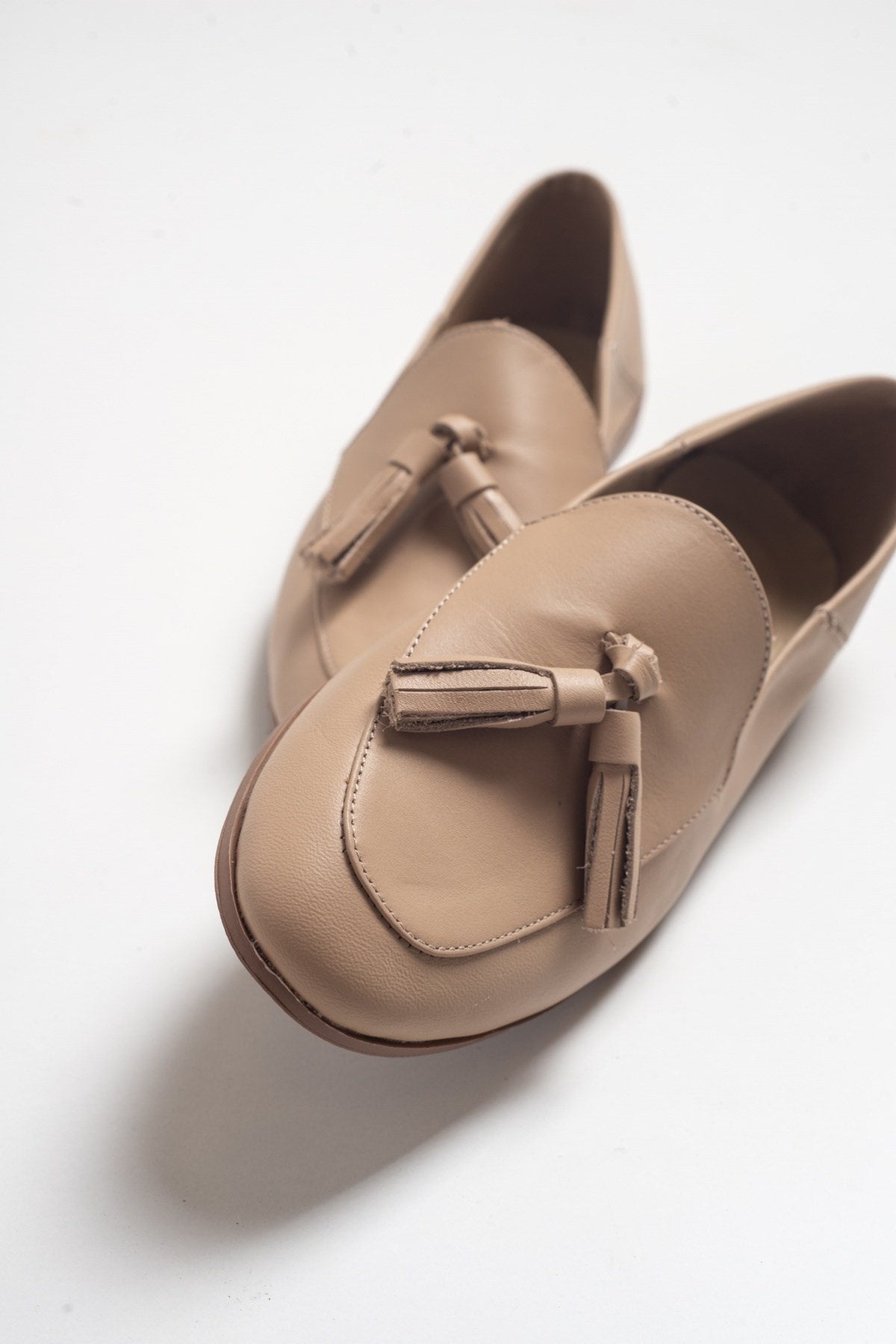 Mona - Cream Beige Soft Leather Tassel Loafers – side view showing leather, suede, red, Vowalisse