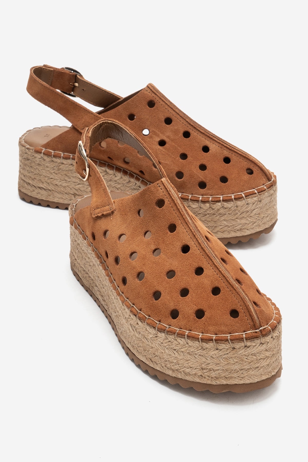 FRAGA - Tan Genuine Leather Wedge Sandal – front three-quarter view showing leather, Vowalisse