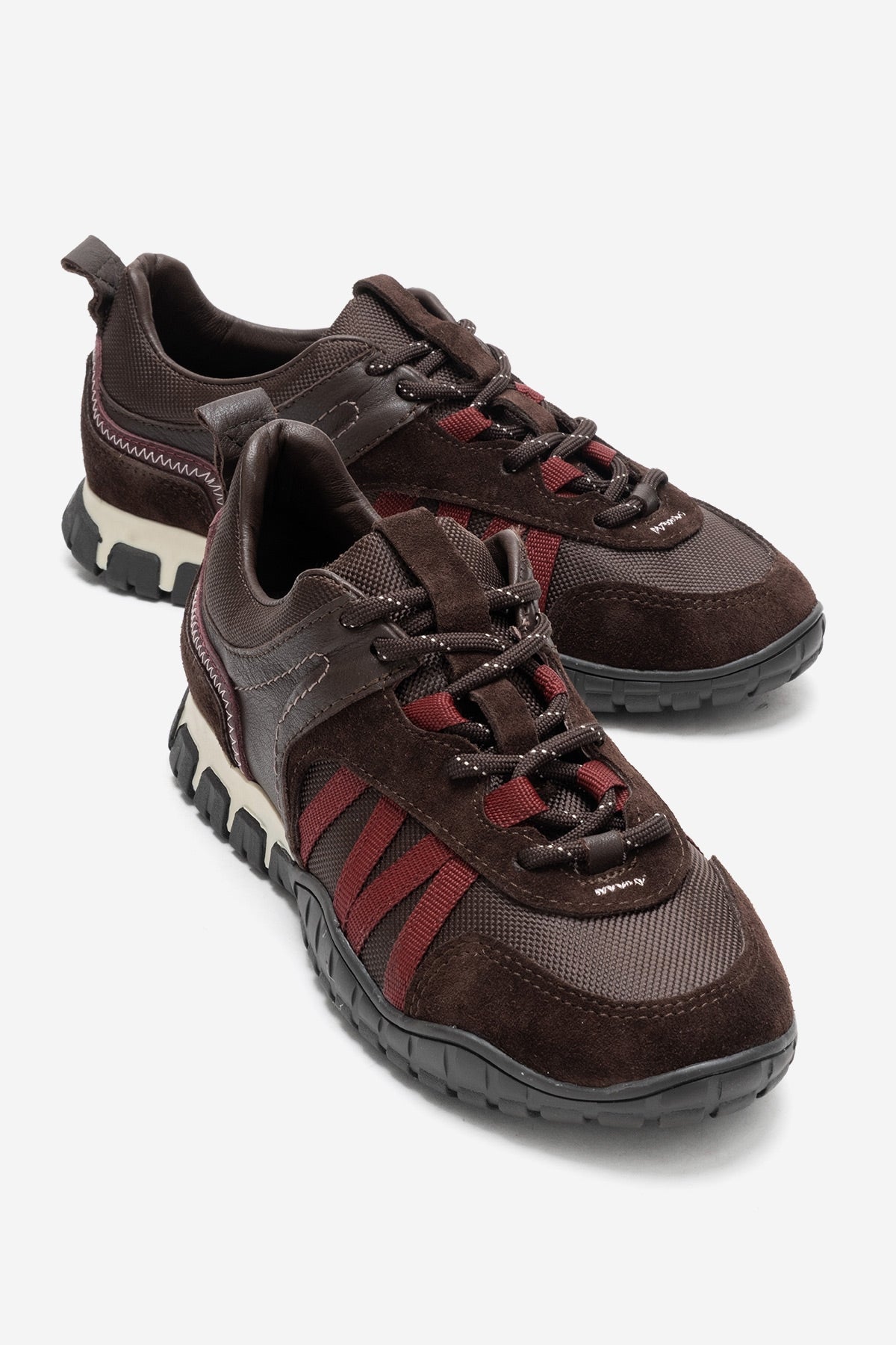 FIERA - Brown Burgundy Genuine Leather Sneaker – front three-quarter view showing leather, mesh, Vowalisse