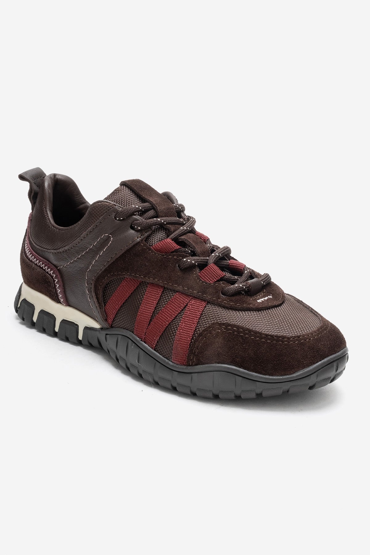 FIERA - Brown Burgundy Genuine Leather Sneaker – detail view showing leather, mesh, Vowalisse