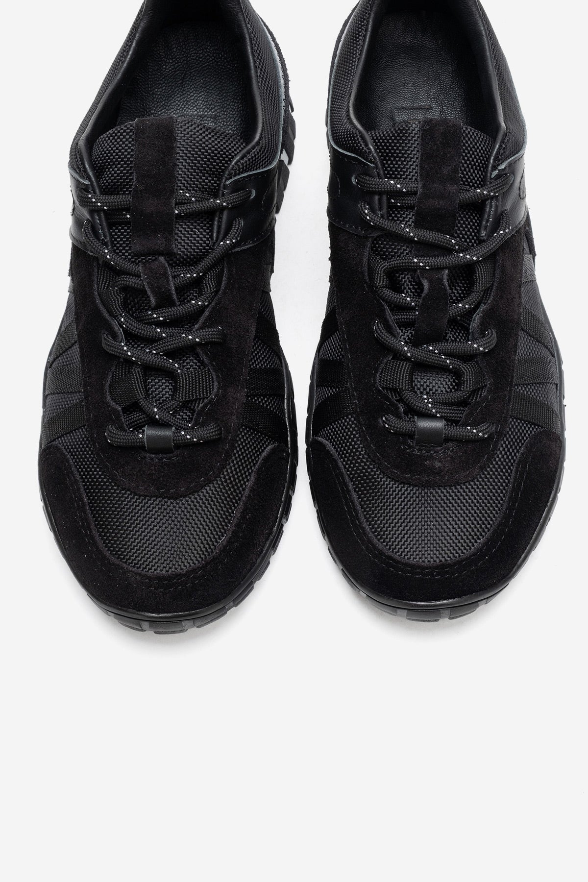 FIERA - Black Genuine Leather Sneaker – side view showing leather, mesh, black, Vowalisse
