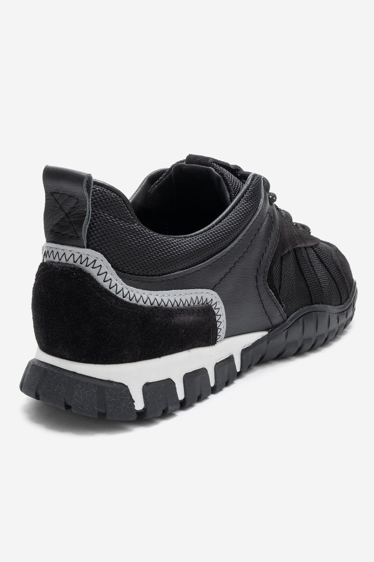 FIERA - Black Genuine Leather Sneaker – back view showing leather, mesh, black, Vowalisse