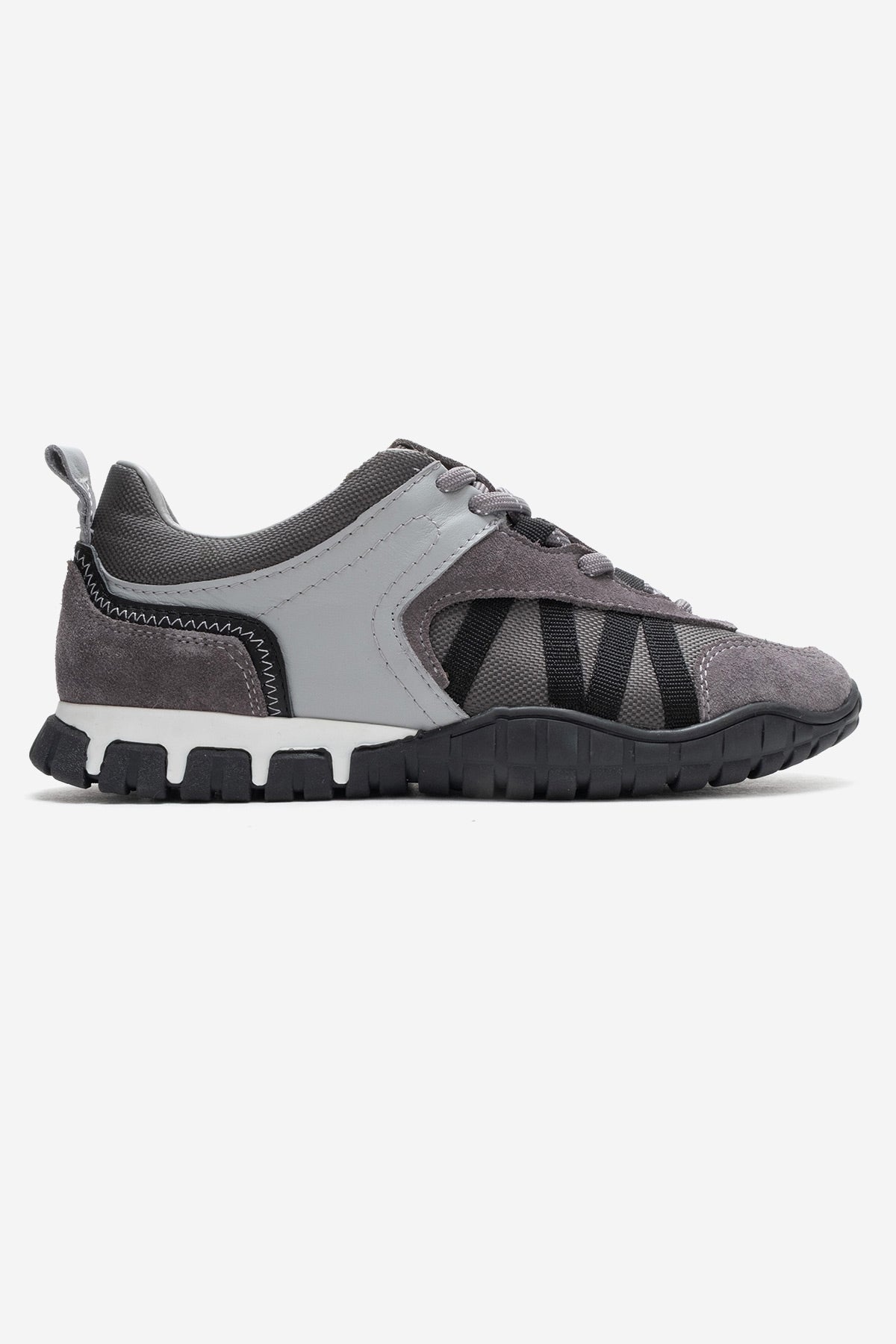 FIERA - Gray Black Genuine Leather Mesh Sneaker – heel view showing leather, mesh, black, Vowalisse