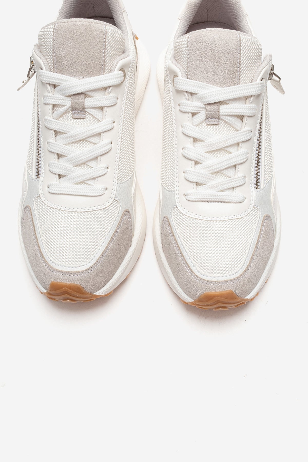 ROCCA - White Zip-Detail Genuine Leather Sneaker – side view showing leather, white, Vowalisse