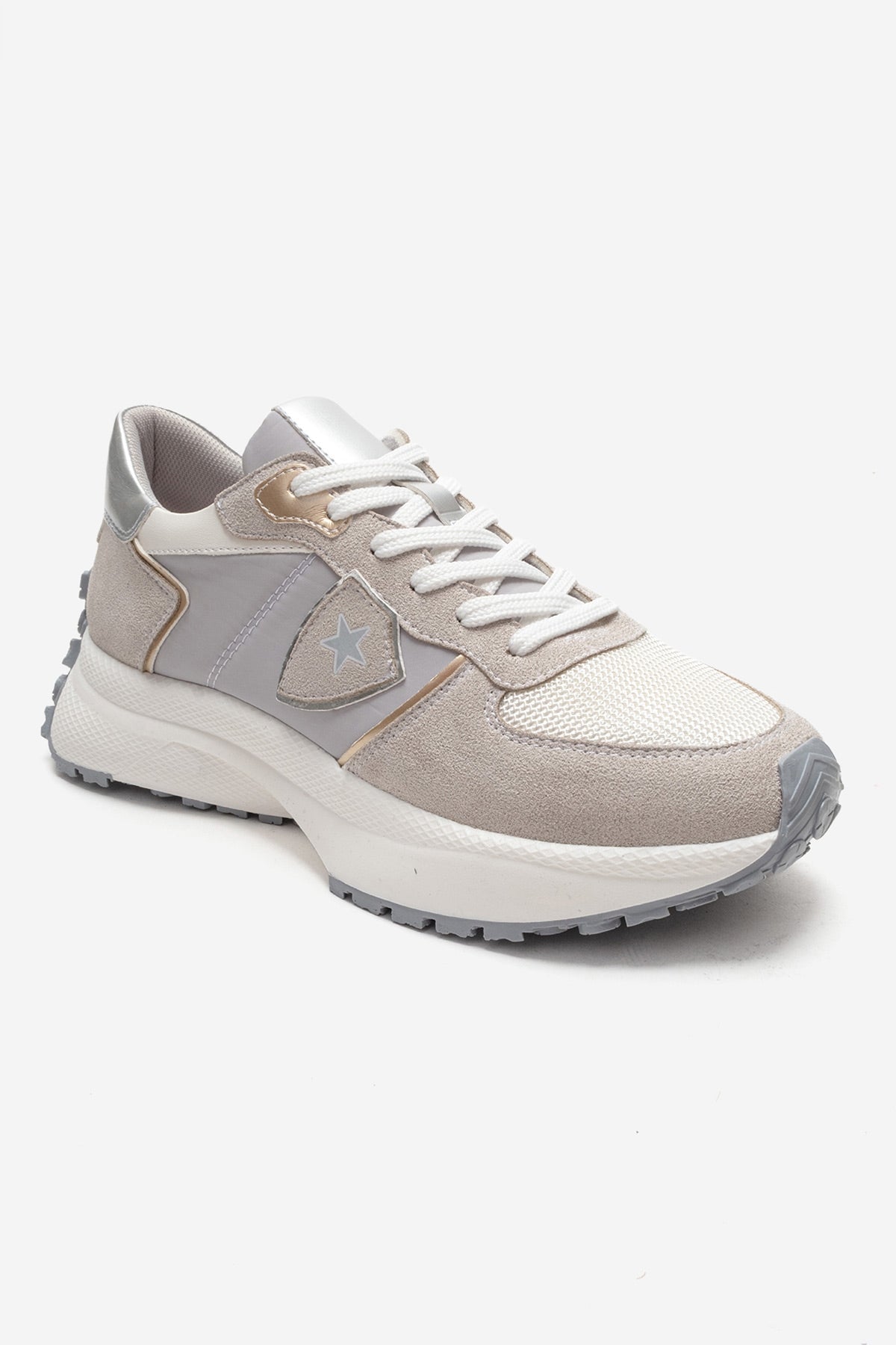 Biella - Off-White Sneaker – detail view showing leather, white, Vowalisse