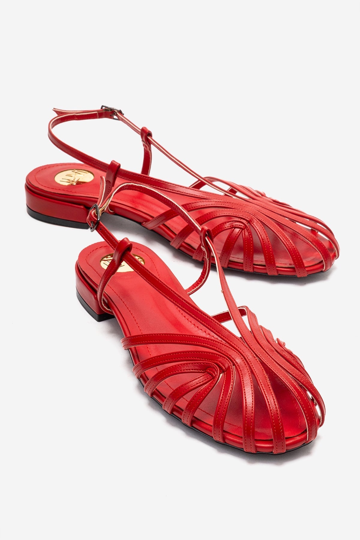 LISS - Red Sandal – front three-quarter view showing leather, red, Vowalisse