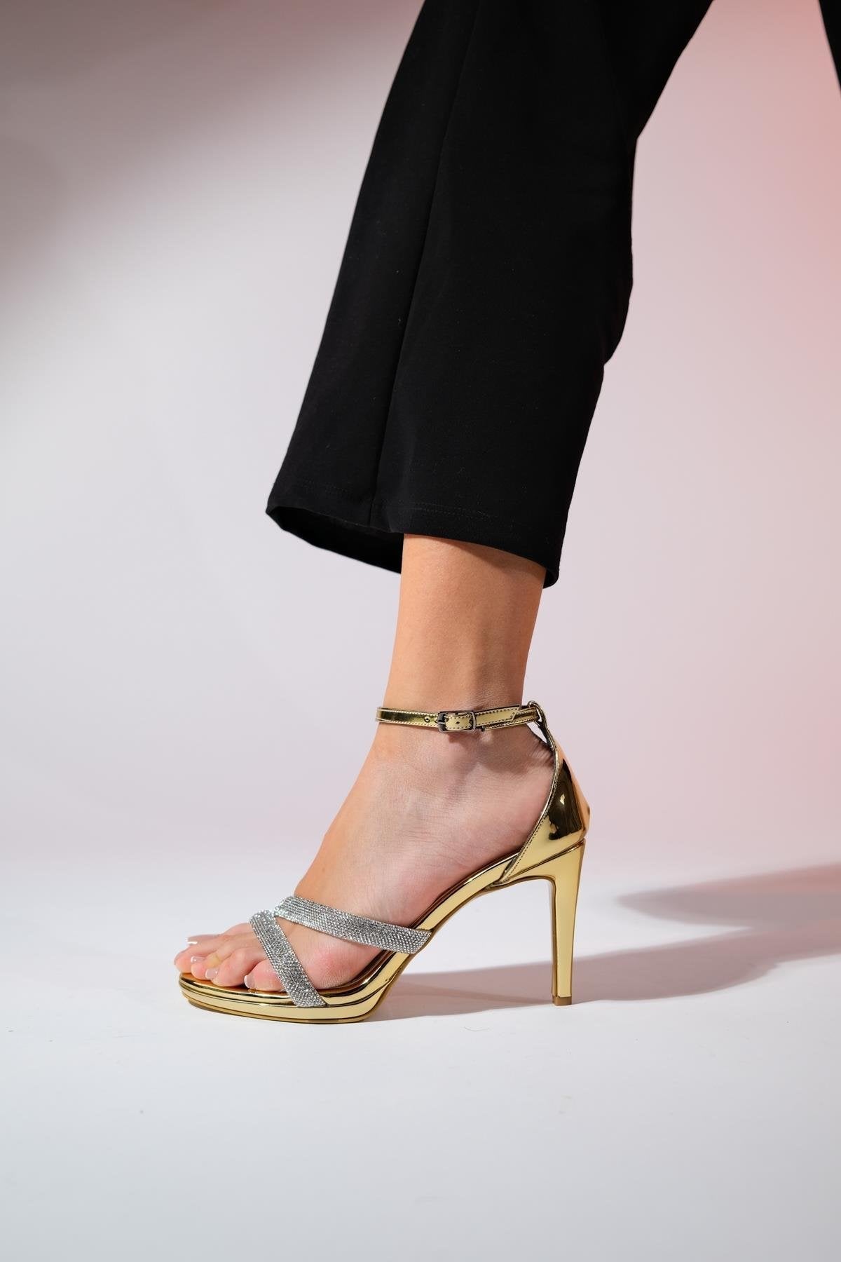 Laredo - Gold Embellished Platform Heel Evening Shoe – heel view showing leather, gold, red, Vowalisse