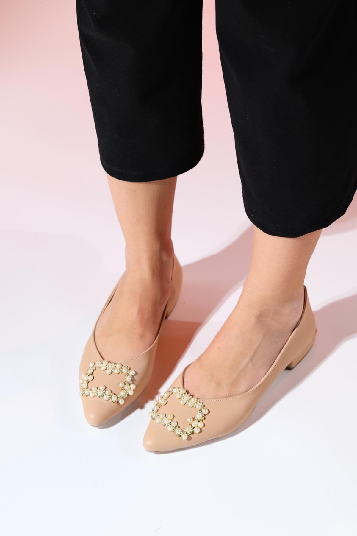Ghent - Beige Pearl-Embellished Ballet Flat – sole view showing pearl, leather, Vowalisse