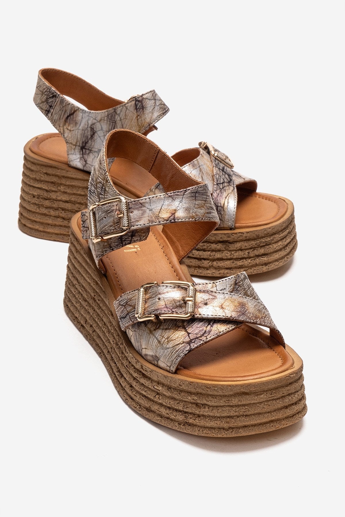 MIRETTE - Gold Genuine Leather Platform Sandal – front three-quarter view showing leather, gold, Vowalisse