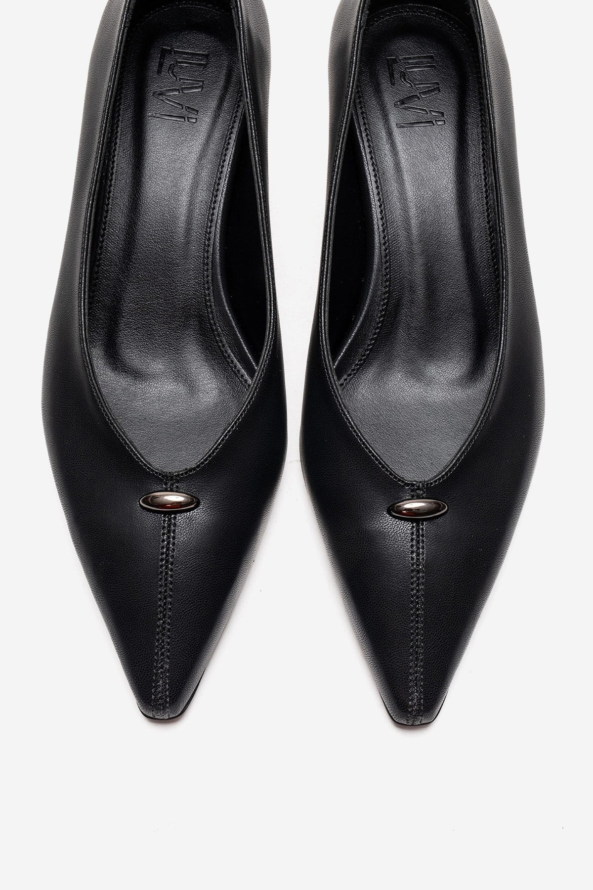VERSAY - Black Pointed Toe Kitten Heel Pump – side view showing leather, black, Vowalisse