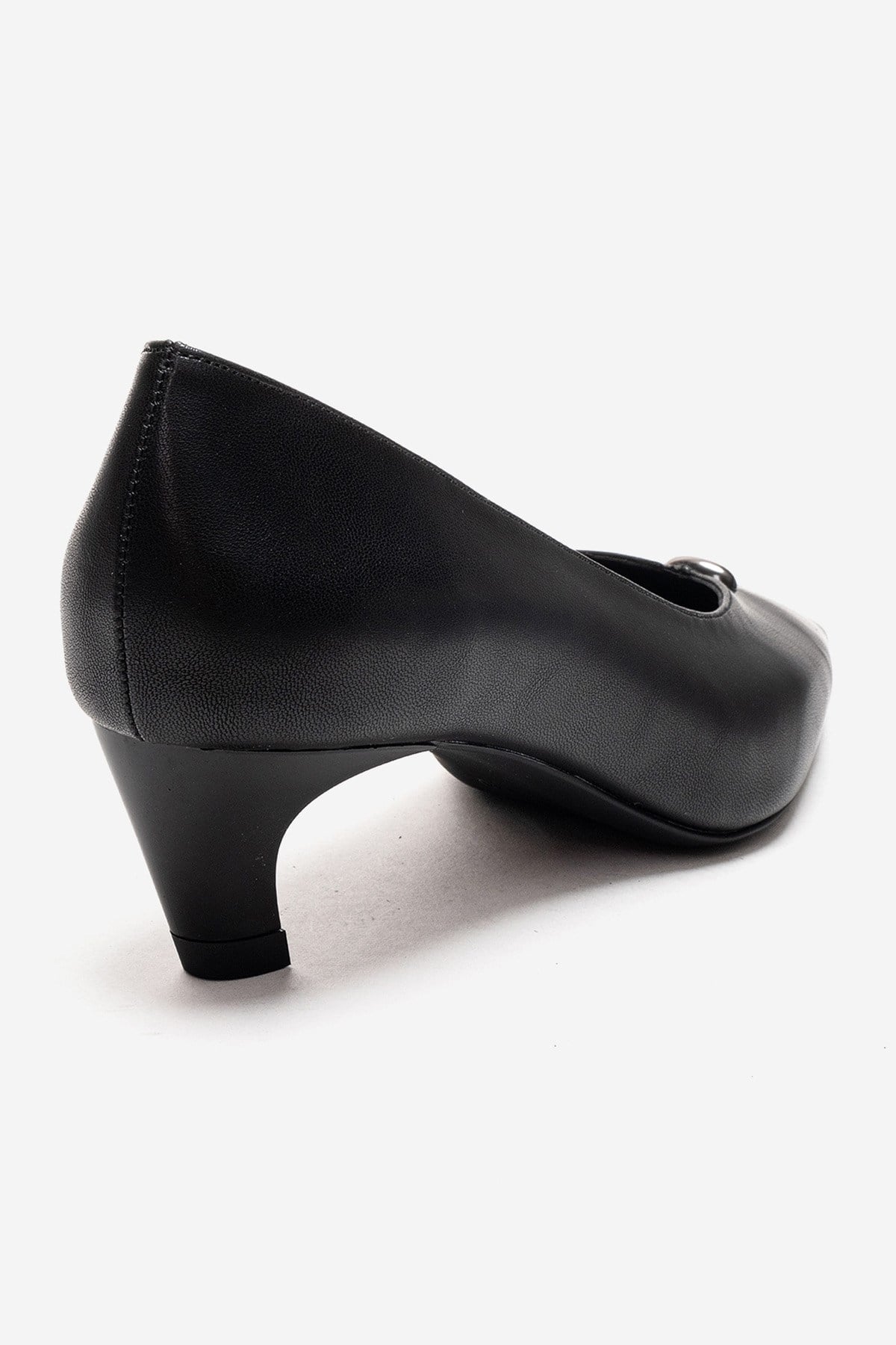 VERSAY - Black Pointed Toe Kitten Heel Pump – back view showing leather, black, Vowalisse