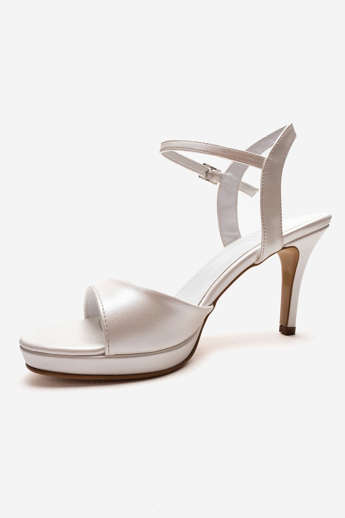 POISE - Off-White Stiletto Pump – top view showing leather, white, Vowalisse
