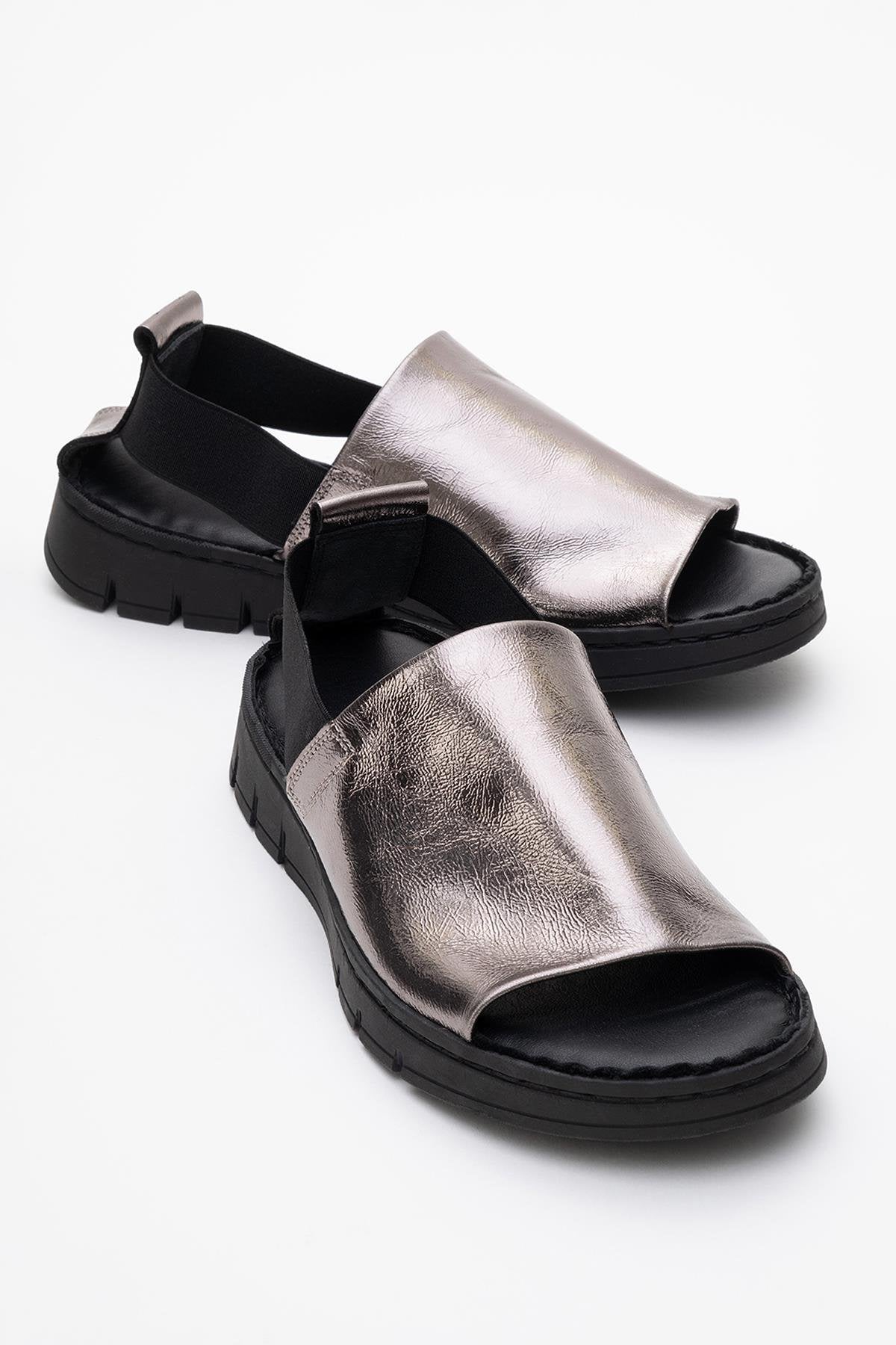 Londoi - Crystal Elastic Strap Leather Sandal – front three-quarter view showing crystal, leather, Vowalisse