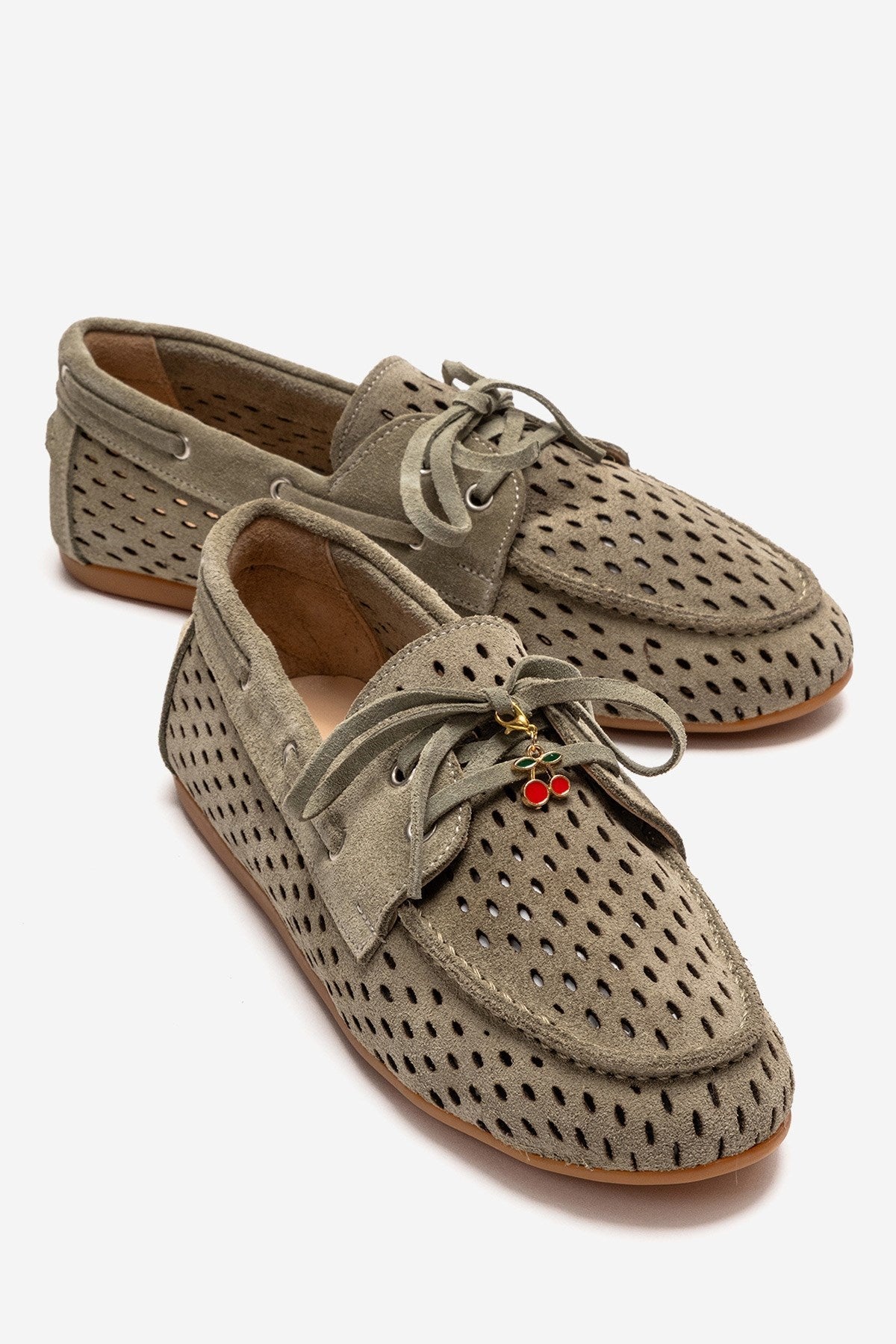 Stevo - Green Genuine Leather Lace-Up Loafer – front three-quarter view showing lace, leather, suede, Vowalisse