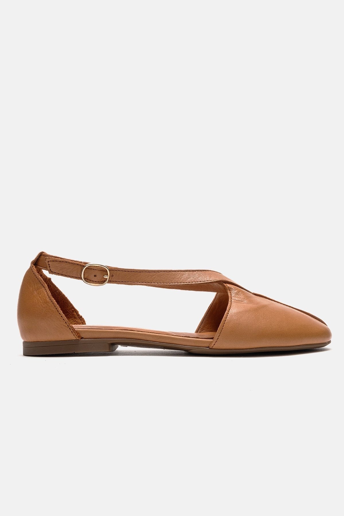 Fable - Camel Genuine Leather Open-Side Ballet Flat – heel view showing leather, Vowalisse