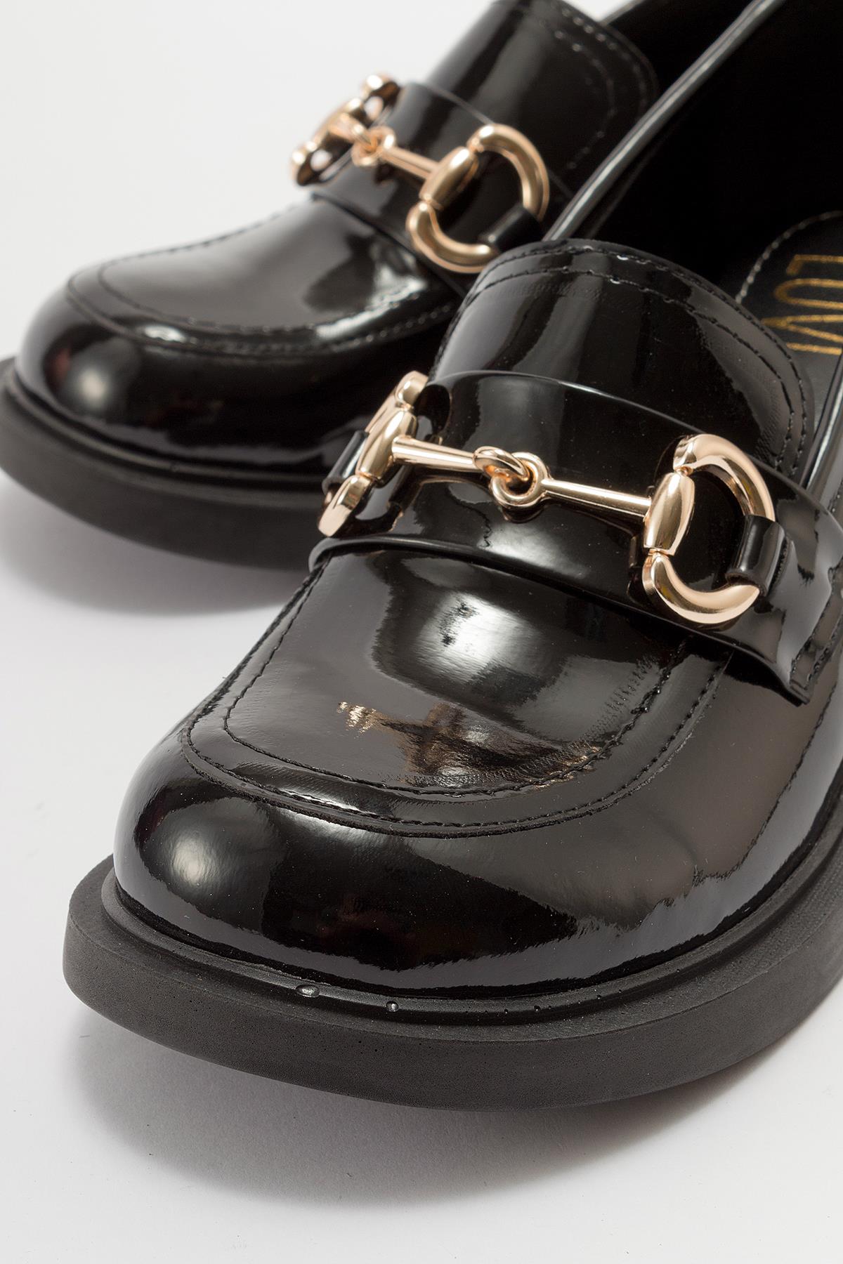Sono - Black Patent Heeled Shoe – top view showing leather, black, Vowalisse