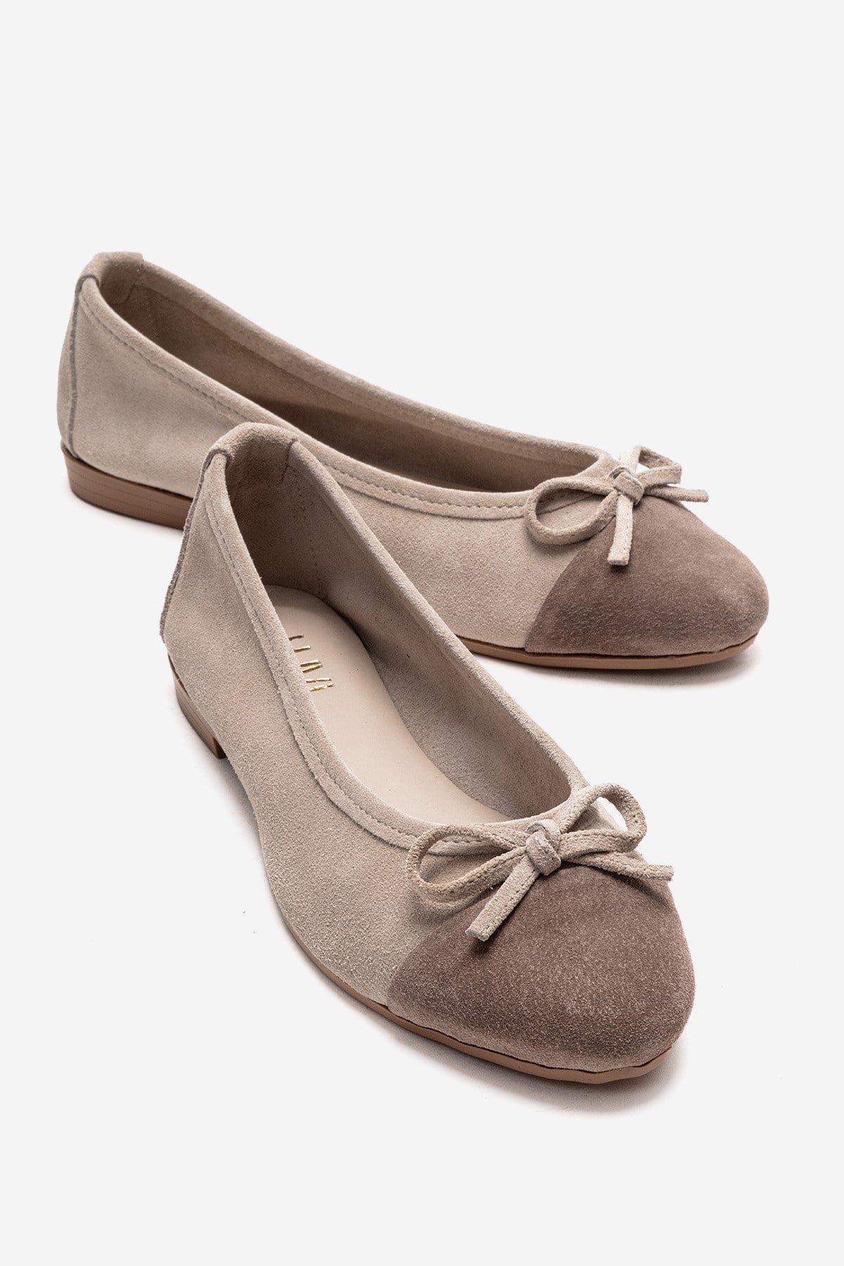 BOLEO - Beige/Taupe Genuine Leather Ballet Flat – front three-quarter view showing bow, leather, Vowalisse