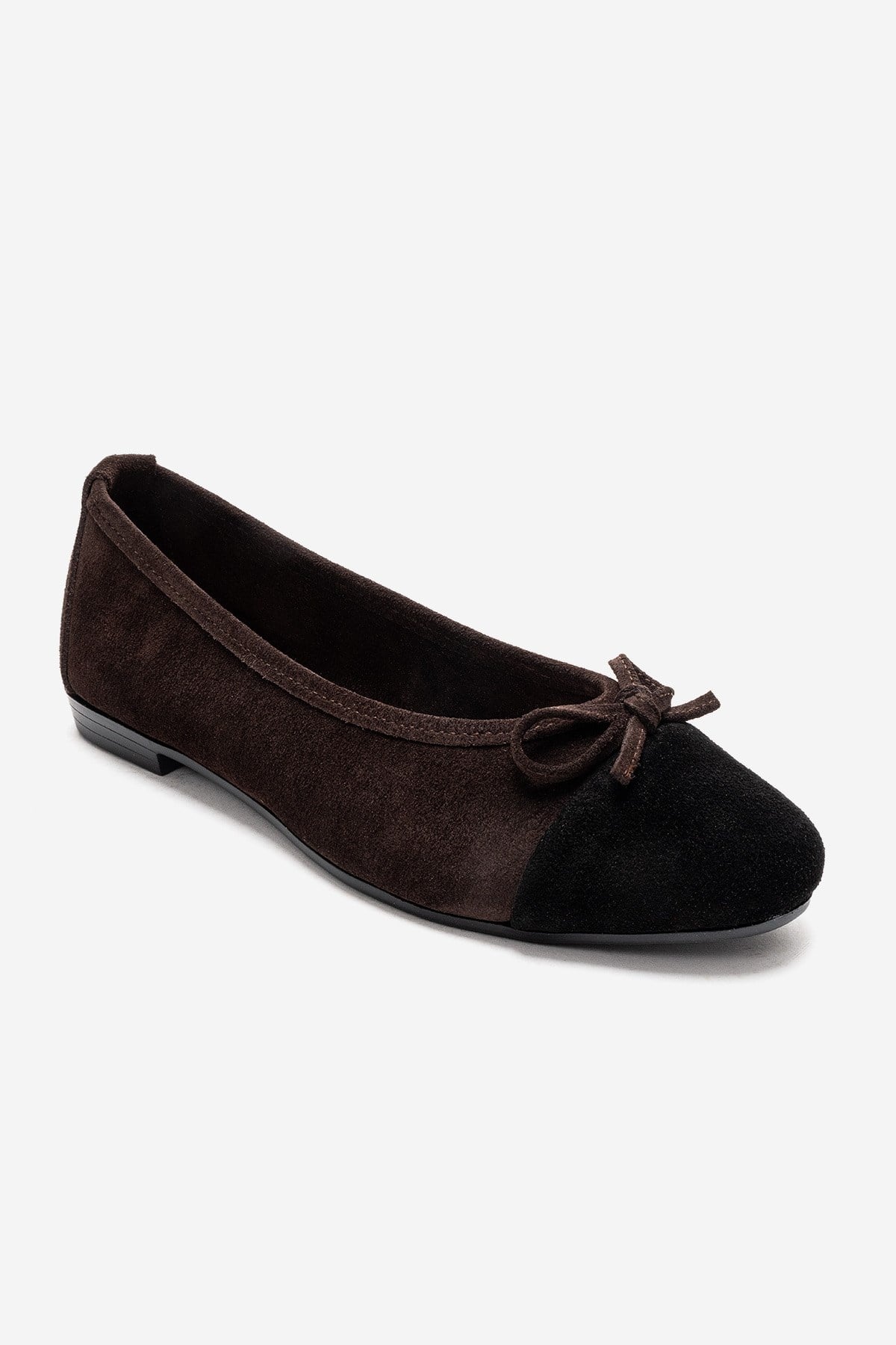 BOLEO - Brown/Black Genuine Leather Ballet Flat – detail view showing bow, leather, black, Vowalisse
