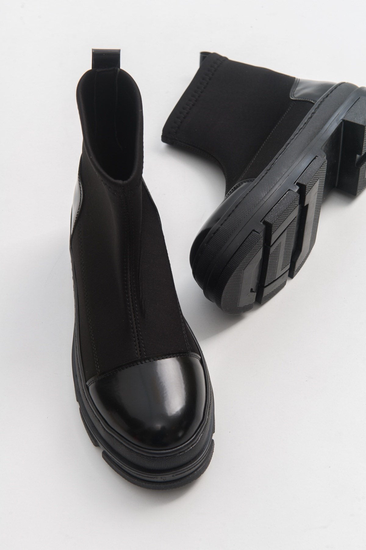 Bendis - Black Scuba Boot – side view showing leather, black, red, Vowalisse