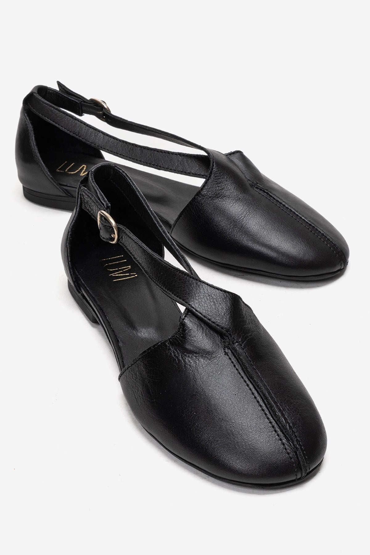 Fable - Black Genuine Leather Side-Cut Ballet Flat – front three-quarter view showing leather, black, Vowalisse