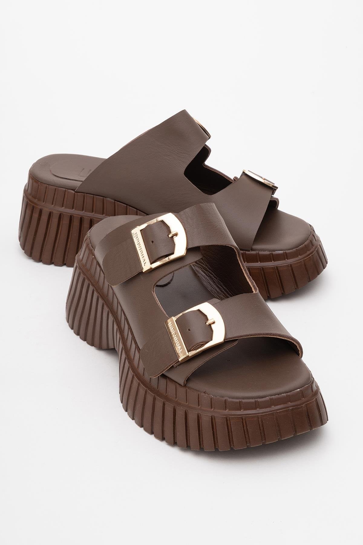 Joanes - Brown Leather Two-Strap Platform Sandal – front three-quarter view showing leather, Vowalisse